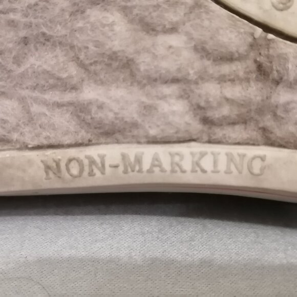 Hello Kitty Mary Jane Style Sneakers, Kids/Youth Size 4 - Picture 3 of 5